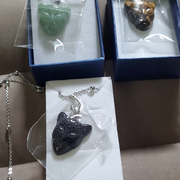 Natural Genuine Blue Gold Stone Leopard head in stainless steel 24 in - Picture 3 of 8